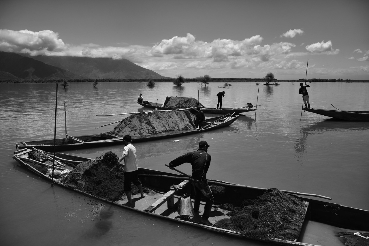 Lake of lost livelihood