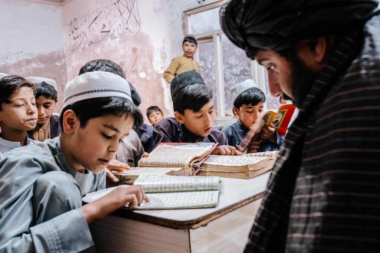 Groß (4 - Schule_Afghanistan172535 - bccfe326-6214-48ed-b8fd-a79f2602415c).jpeg