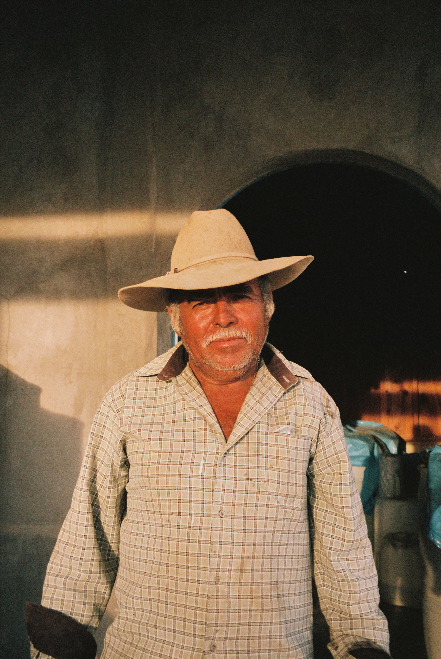 MAESTROS MEZCALEROS