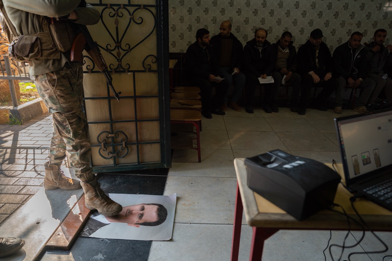 Groß (2 - Syrian Revolution-2 - 46c9e94e-df53-4d6b-bcbf-48b34e6b2a23).jpeg
