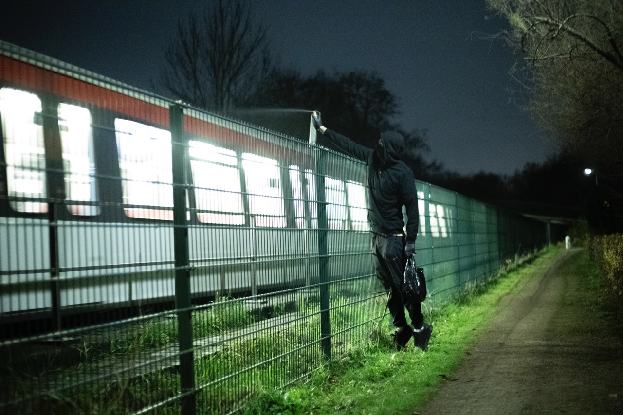 Groß (1 - No Title - 41b7bc9d-6e39-4a56-97ca-05b04e12c752).jpeg