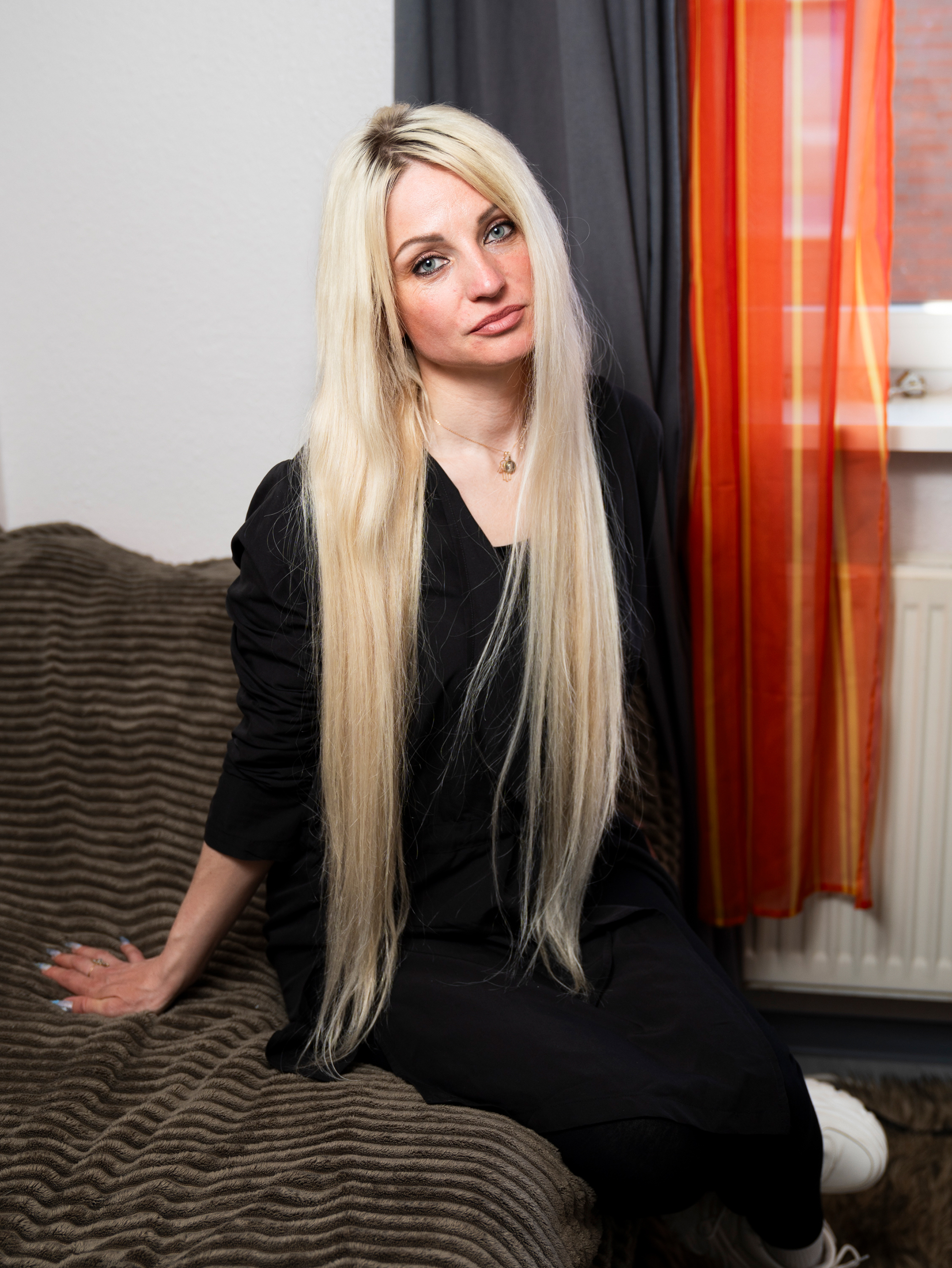 1 - JasminCathor-AHomeInBetween-01 - 962427a6-5c51-4d61-80c8-f7cc8ede8866.jpg