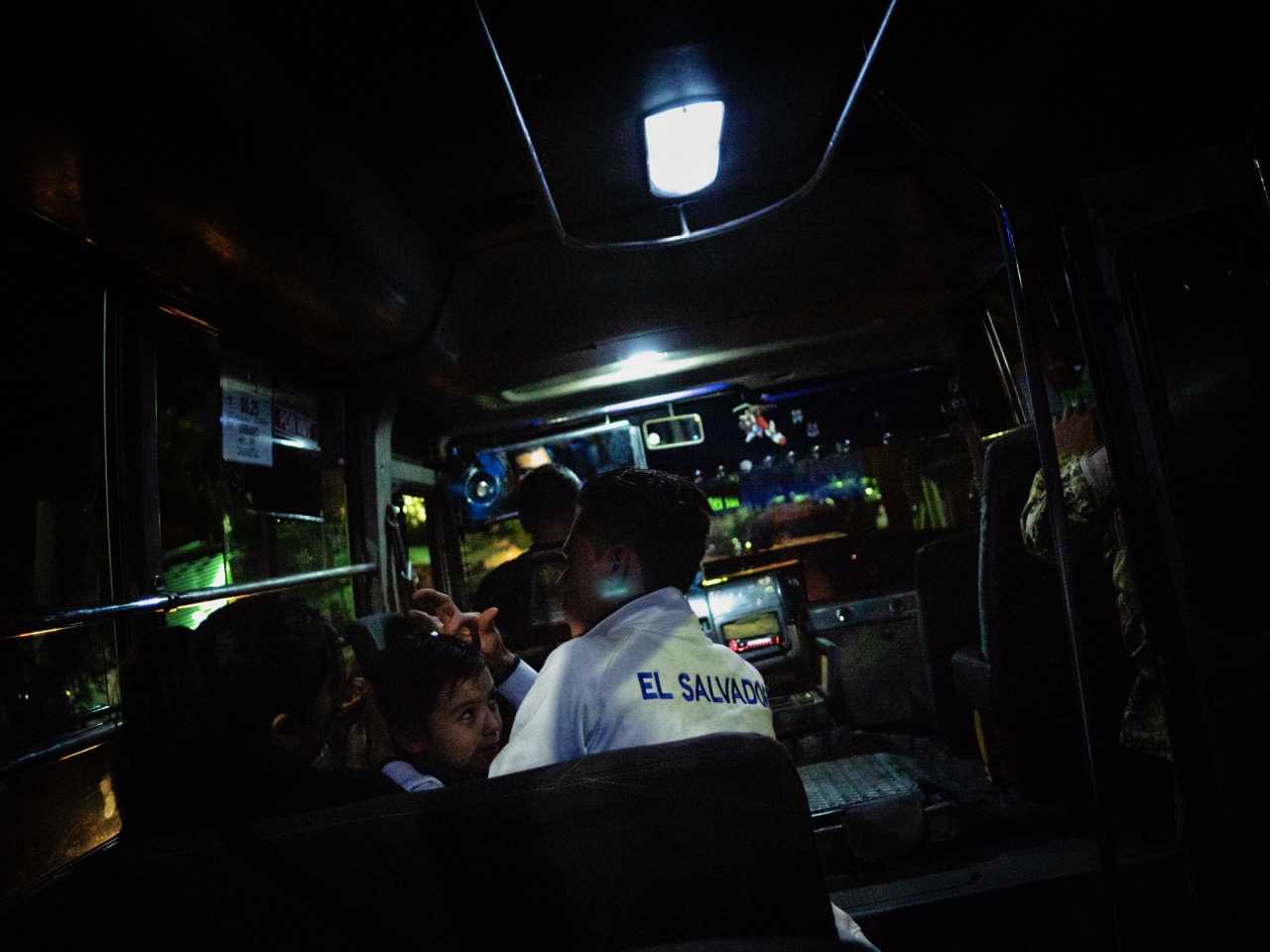 Groß (4 - El Salvador - f717da52-c2e5-4ed8-9631-b7b6e83d1144).jpeg