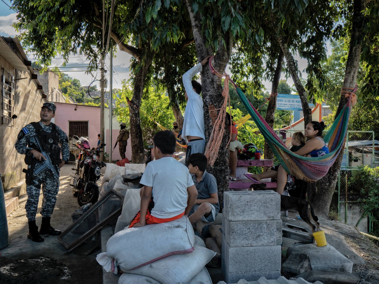 Groß (6 - El Salvador - a673be17-c294-48be-af44-cb5c99ee5868).jpeg
