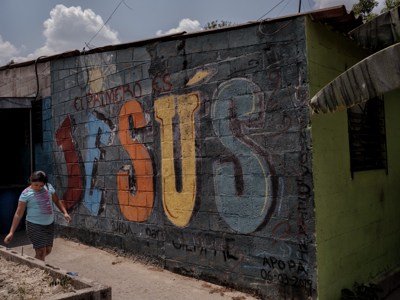 Groß (10 - El Salvador - 7c49ca0a-6d36-4ffd-b9f3-976e094e7549).jpeg