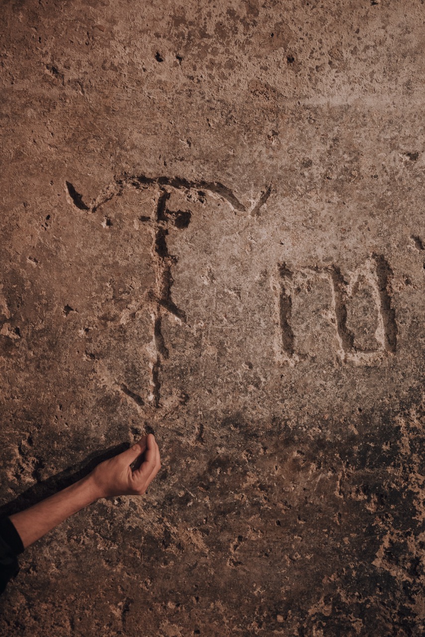 Groß (1 - Roman Cisterns in Ventotene - 11bd406e-eb87-4e24-8ea2-e483dd797f66).jpeg