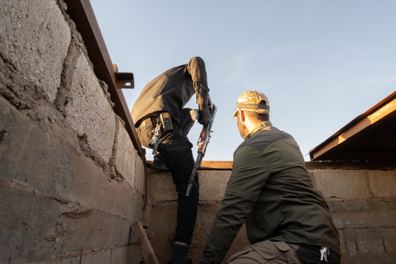 Groß (2 - SDF Tunnel in Northeastsyria - 7036836e-87f0-4b58-8cbf-a33fc059d89e).jpeg