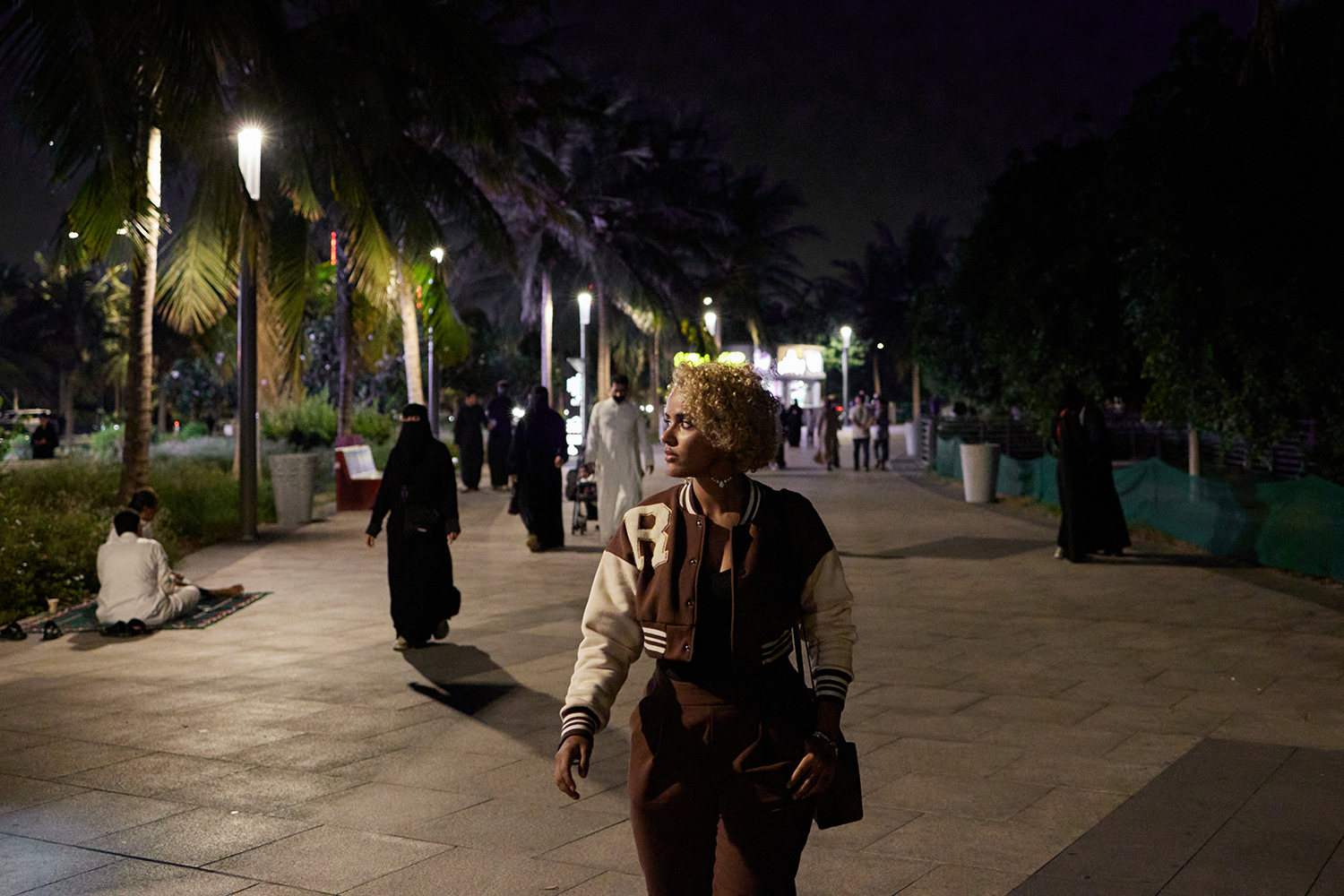 Dare to be free - Laughing Saudi Women