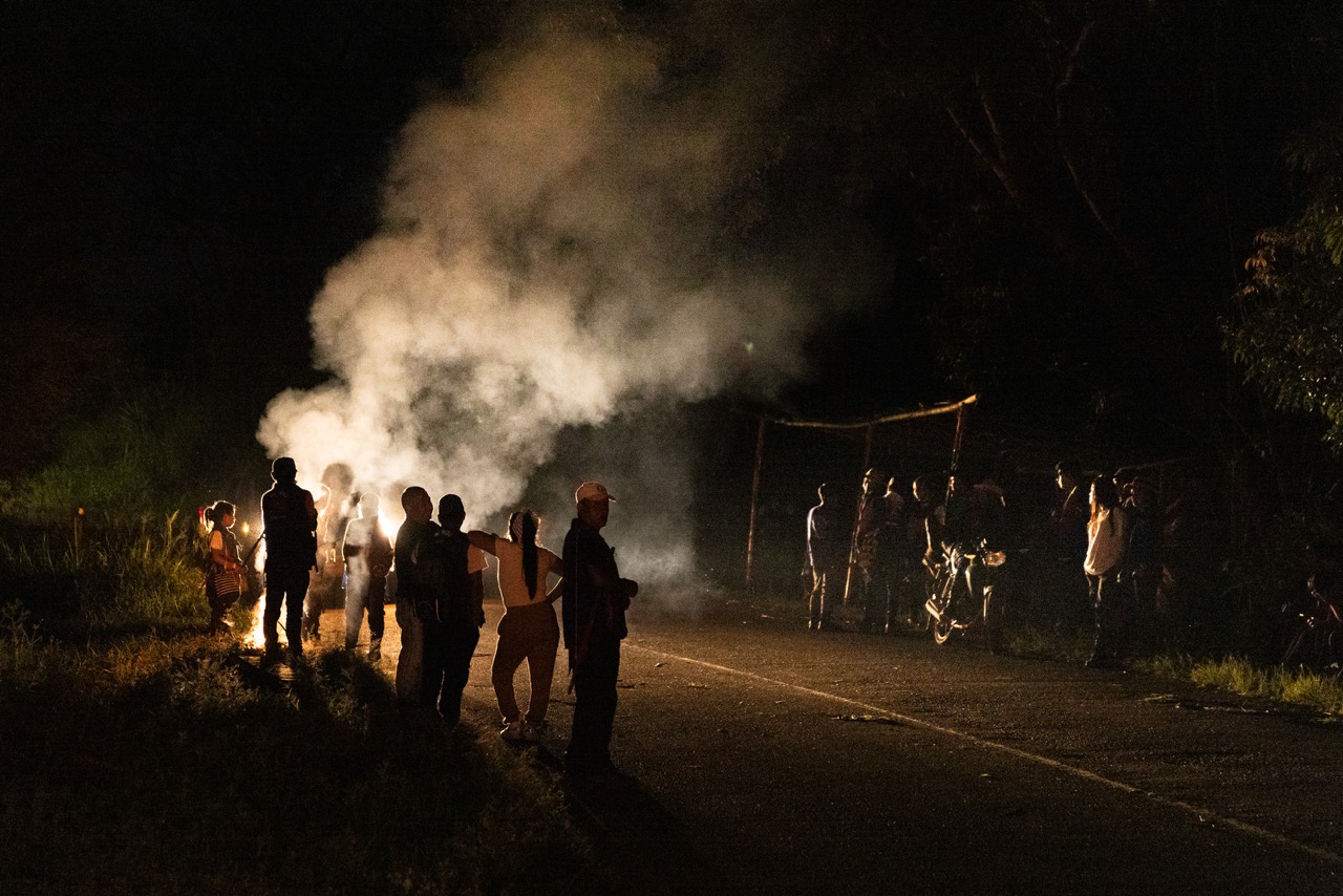 En Tierra Mortal - Resisting Colombia's Armed Conflict